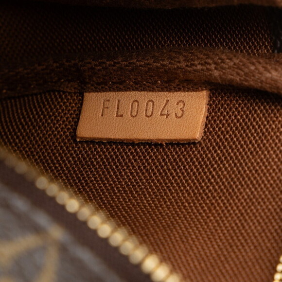 Authentic Louis Vuitton Monogram Petite Bucket PM - Picture 13 of 14